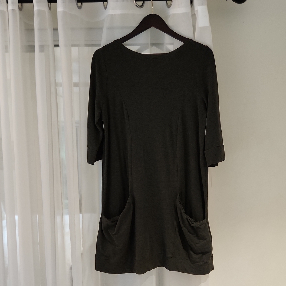 Lilikoi Glenville Olive Long Sleeve Dress